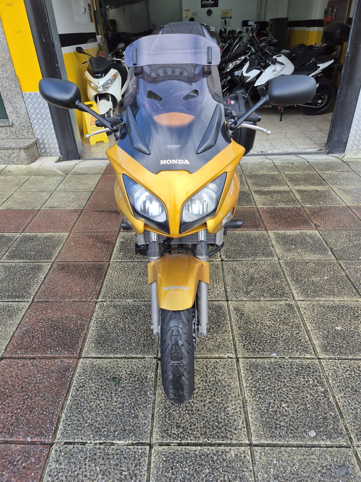 HONDA CBF 1000 ABS - Imagen 1